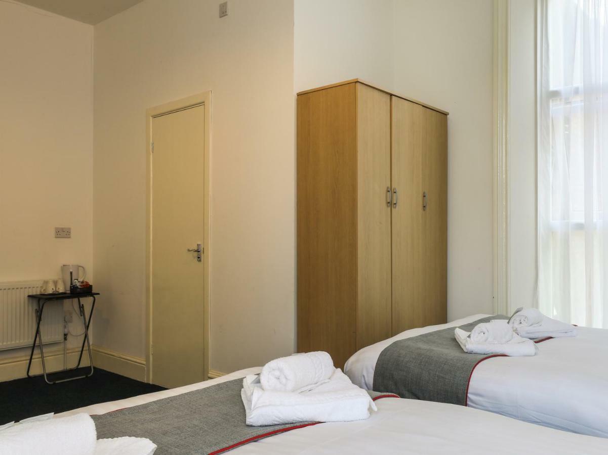 Oyo Hala Guest House Manchester Eksteriør bilde