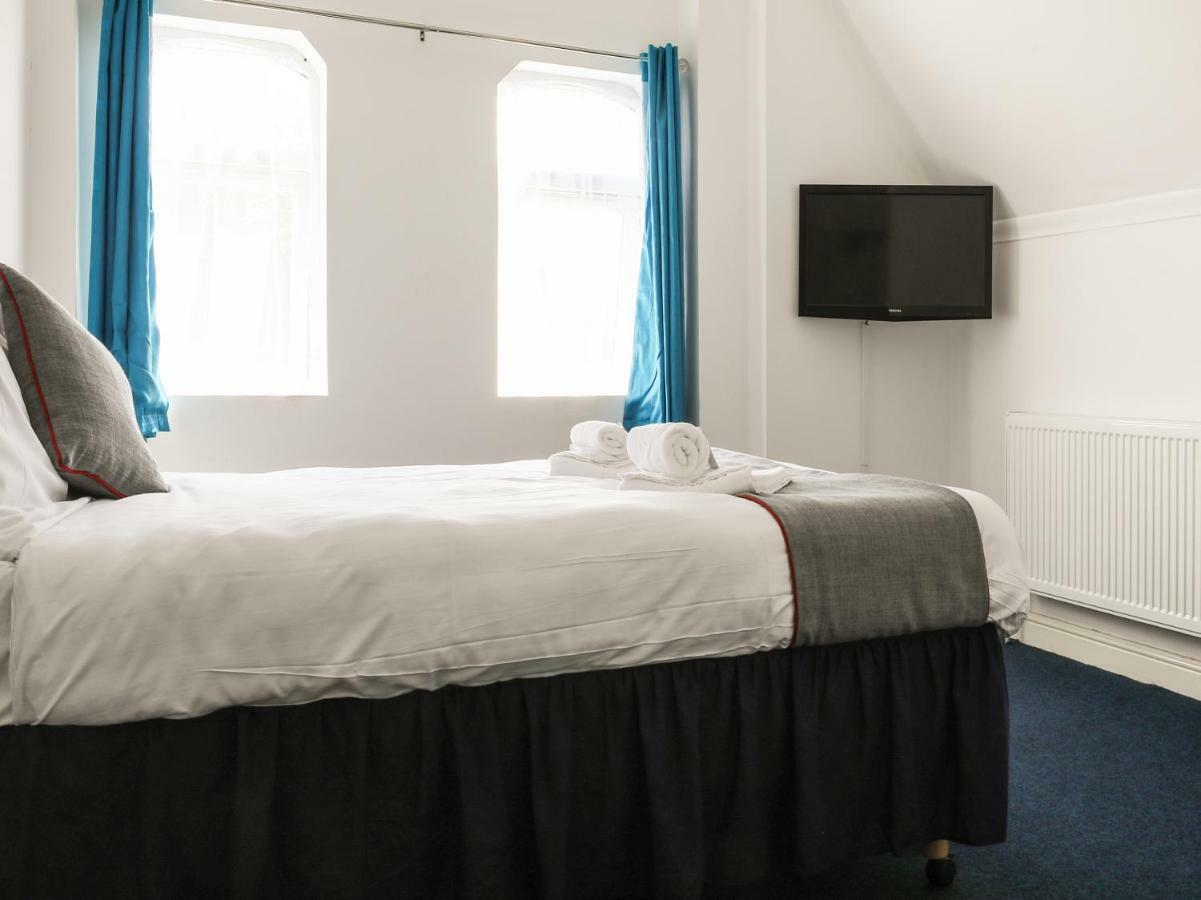 Oyo Hala Guest House Manchester Eksteriør bilde