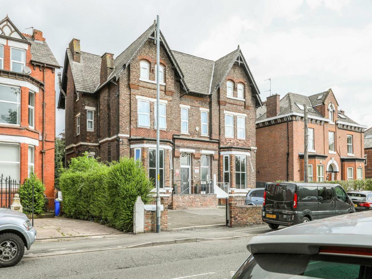 Oyo Hala Guest House Manchester Eksteriør bilde