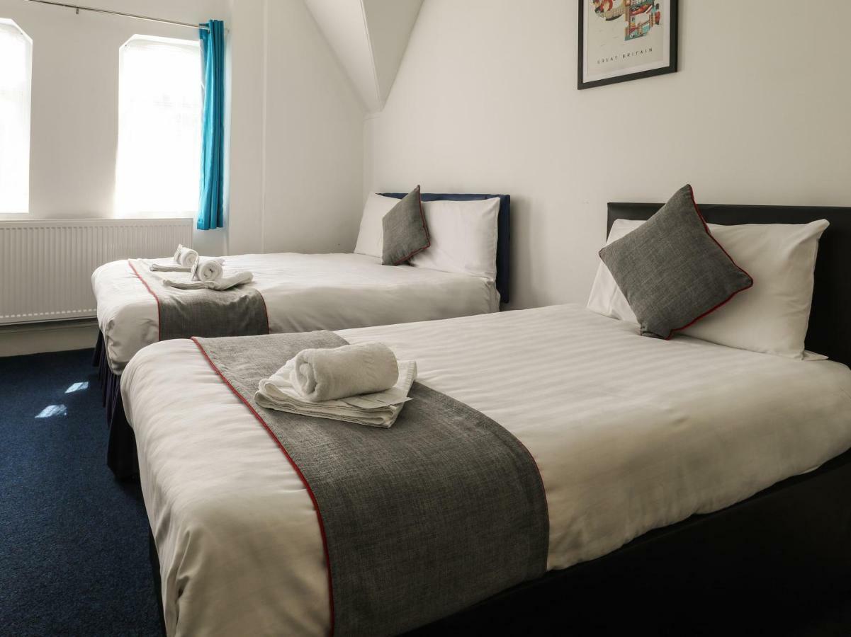 Oyo Hala Guest House Manchester Eksteriør bilde